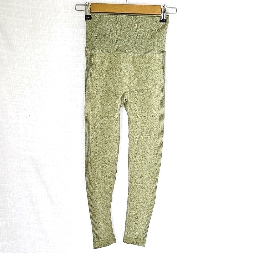 Naturyl By Niykee Sculptfit Scrunch Athletic Women's Leggings Size S